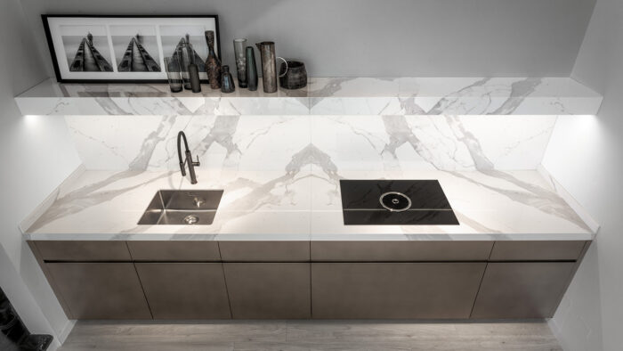 Mittel-Cucine4-1-969246f0-4a3e-11ed-9357-0dc1e03c9bd0 Worktop Ceramics & Porcelain Laminam Venato (polished) (fallback-3758)