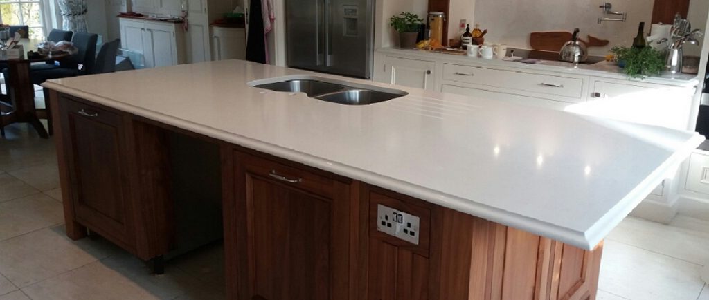 Modern kitchen with white Carrara quartz worktop