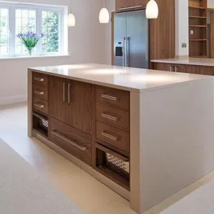 Modern kitchen featuring Silestone Blanco City quartz worktop