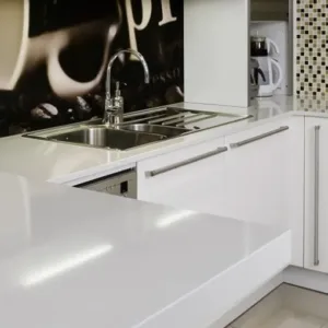Modern kitchen in London featuring Cimstone Barents Quartz countertop