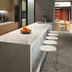 Modern kitchen featuring Cimstone Calacatta Nuvo quartz worktop