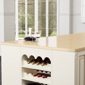 Kitchen with Compac Arena Quartz worktop