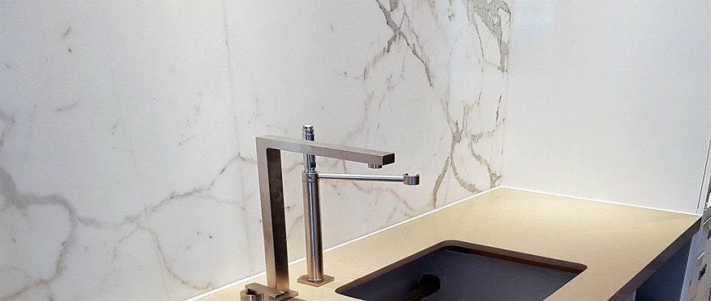 10 Gorgeous Composite Marble Worktops for a Luxe Interior