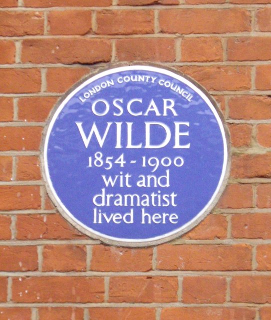 Fitting done in the former house of Oscar Wilde