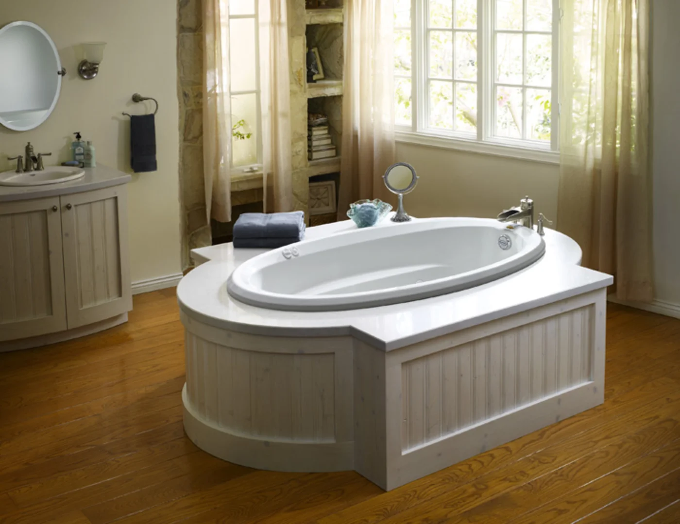 Caesarstone-bathtub_MKW