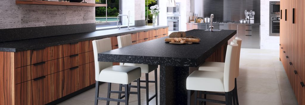 The 10 Most Popular Black Quartz Stones in 2017 in the UK that Look Like Marble [Interiors]