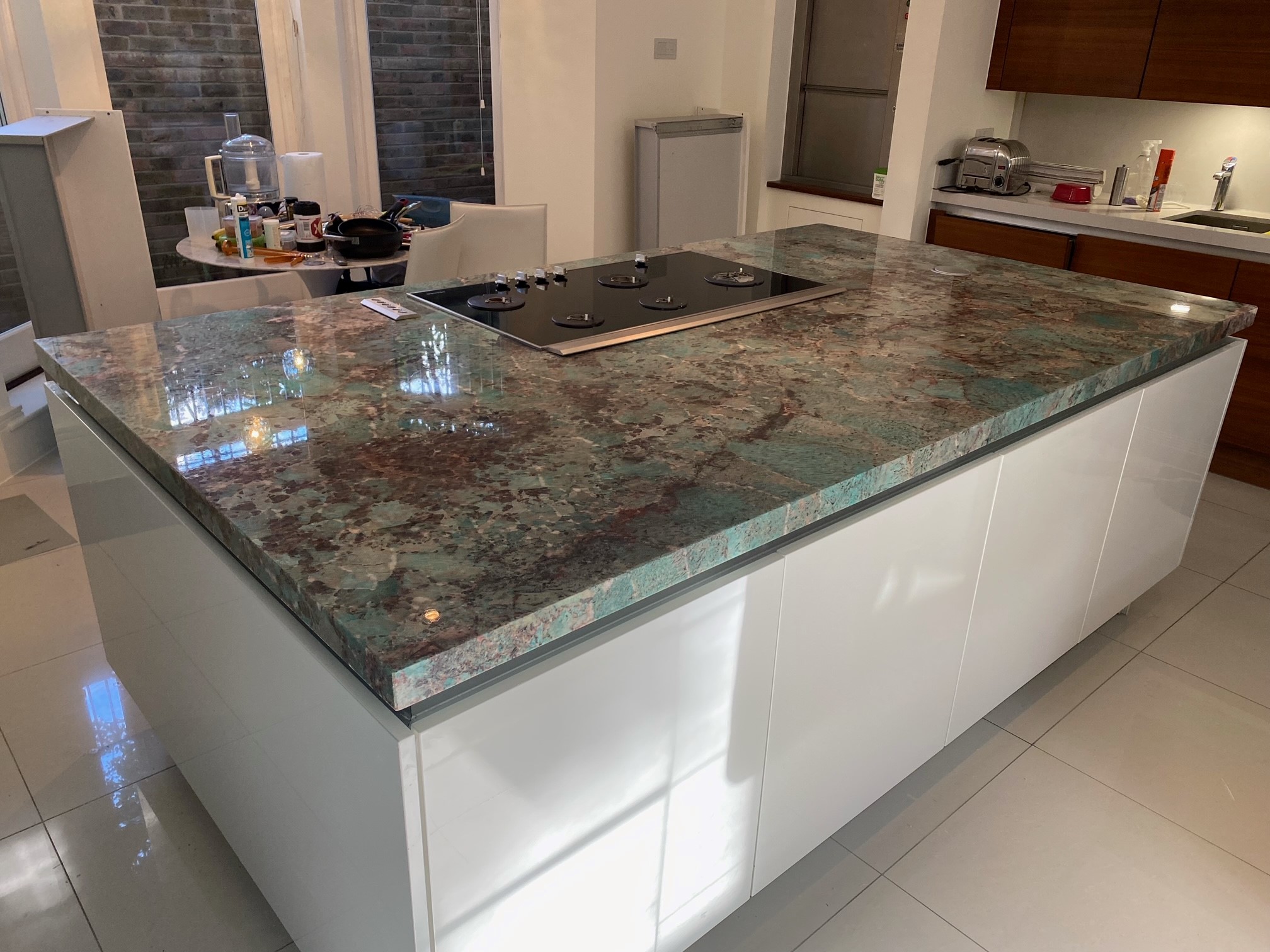 quartzite-worktops