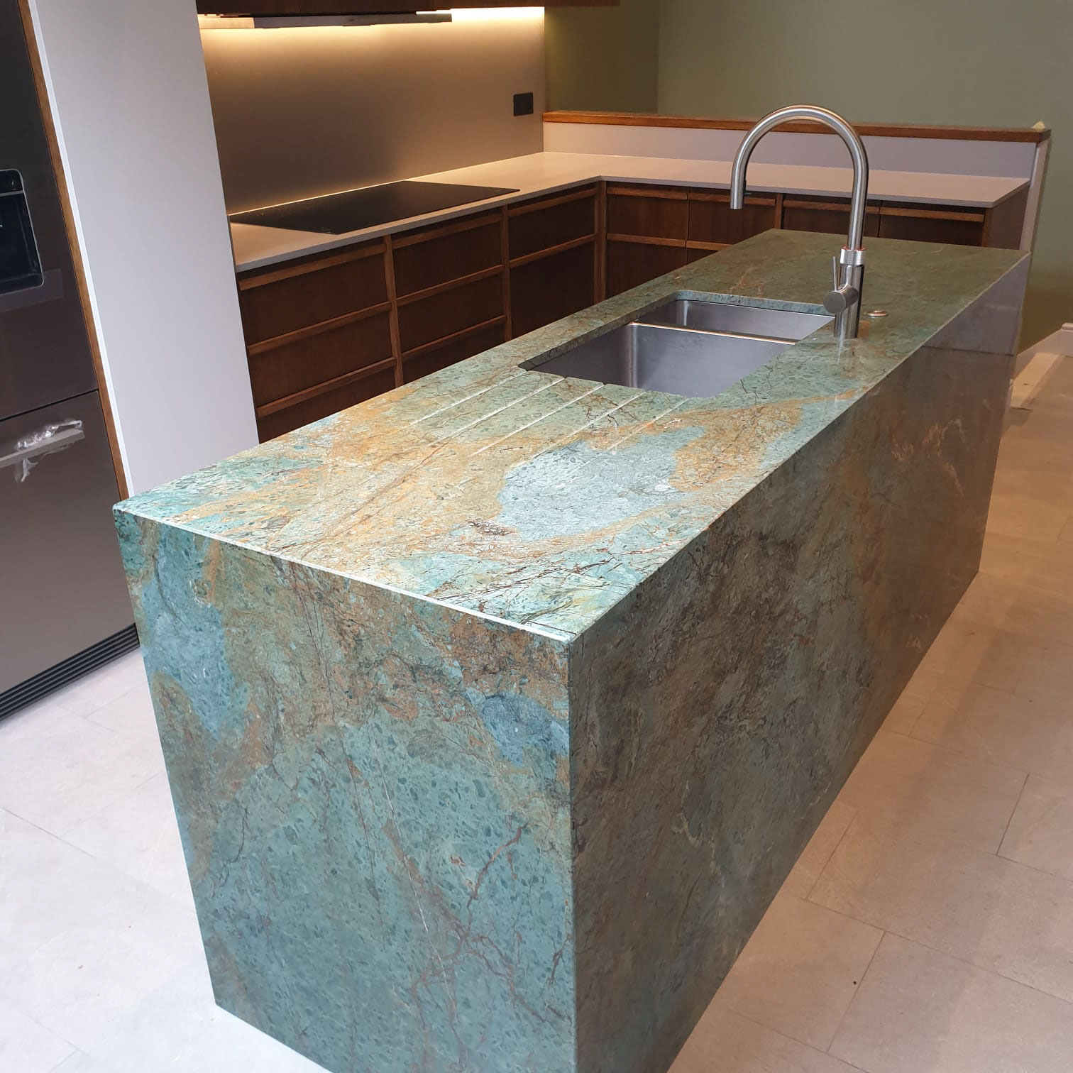 quartzite-worktops