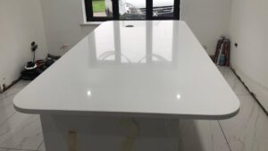 Classic Quartz Ice Branco